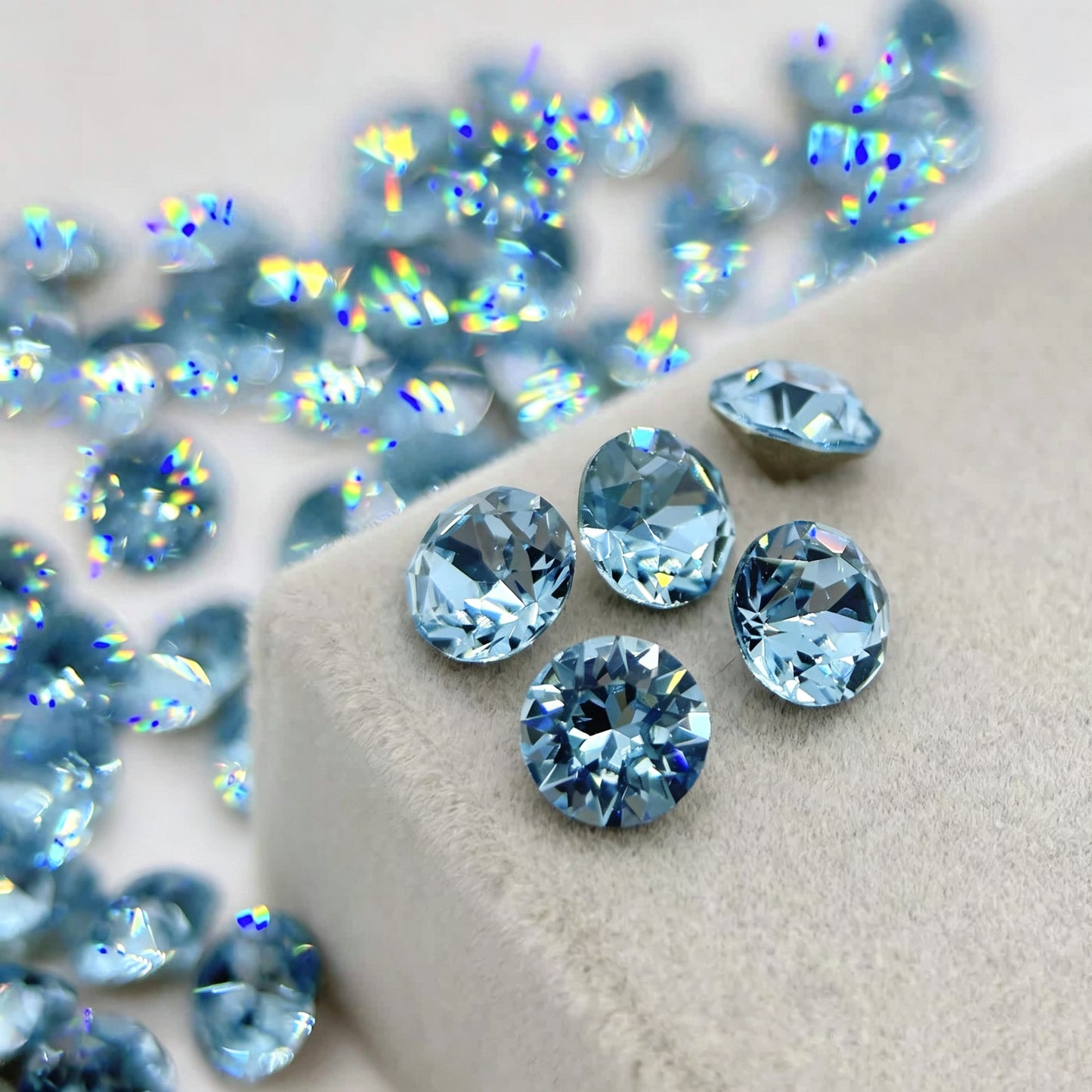 SS39 Aquamarine 202 Swarovski 1088 XIRIUS Chaton Foiled & Pointed Back
