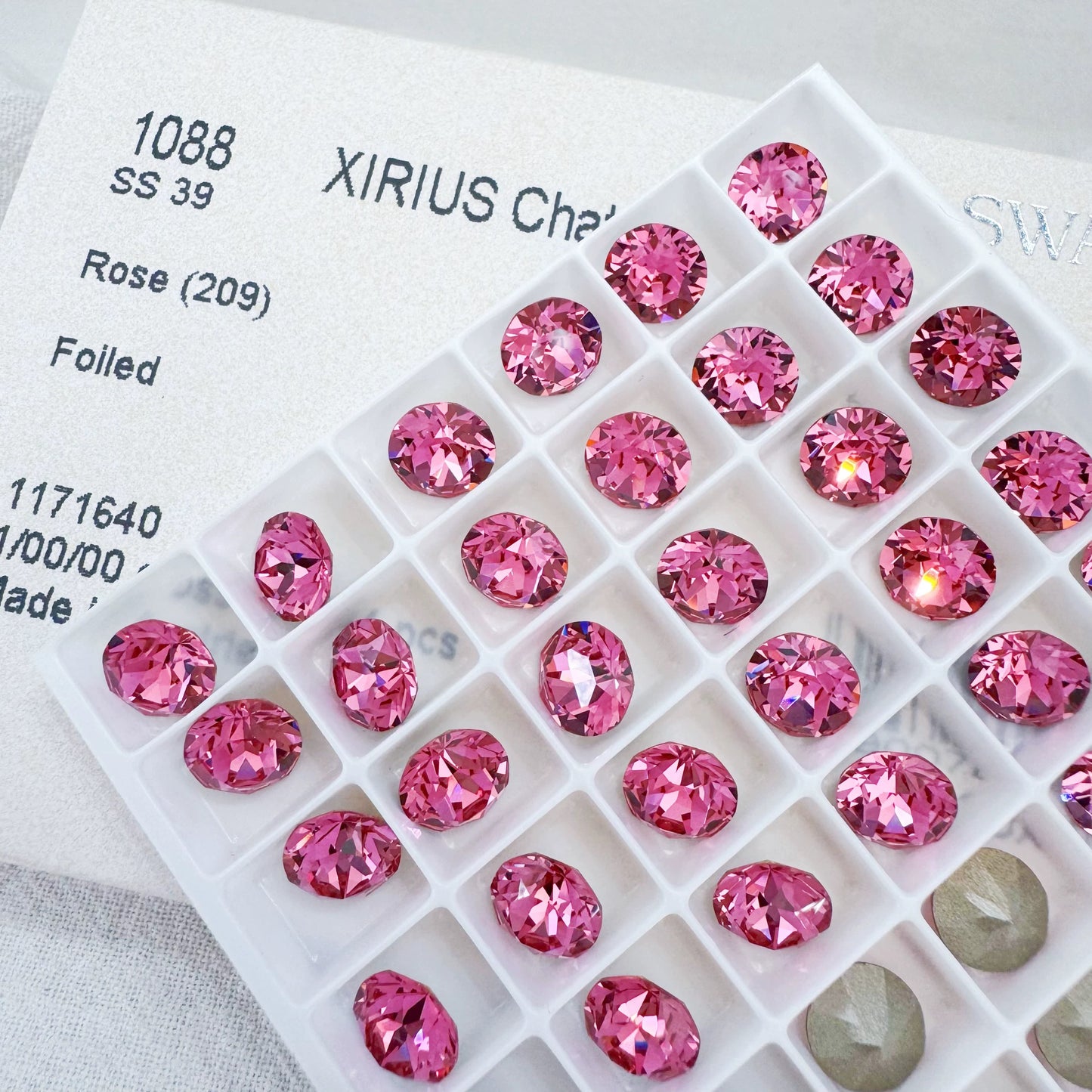 SS39 Rose 209 Swarovski 1088 XIRIUS Chaton Foiled & Pointed Back